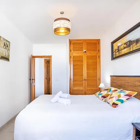 Club Paraiso Near Hard Rock By Interhome *