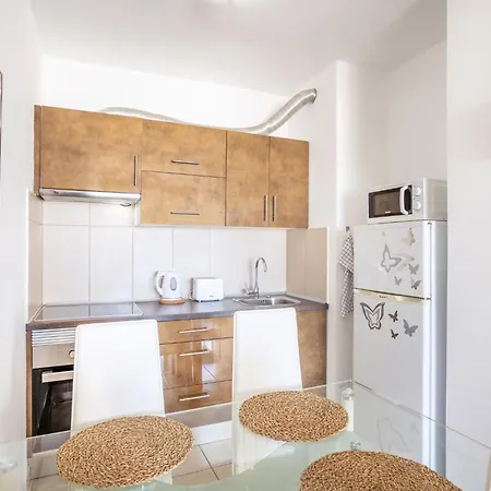 公寓 Club Paraiso Near Hard Rock By Interhome 阿德耶