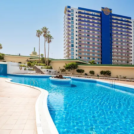 Club Paraiso Near Hard Rock By Interhome 아데제