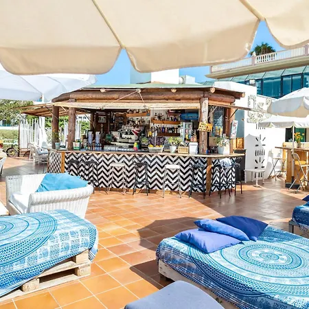 Club Paraiso Near Hard Rock By Interhome 아파트